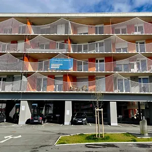 Апарт-отель Shome I Self Check-in I Free Parking, Грац